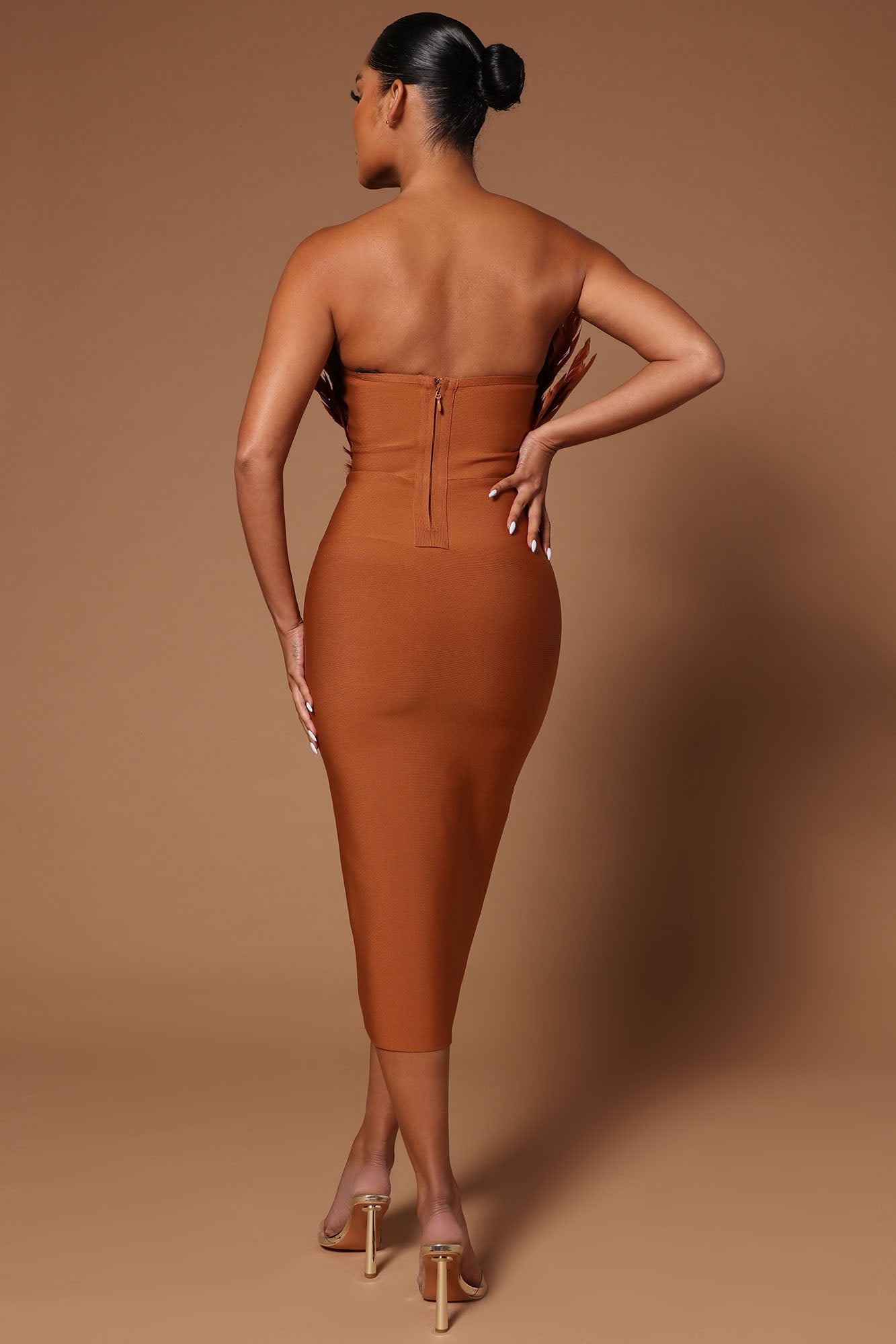 Alyia Elegant Feather Bandage Midi Dress