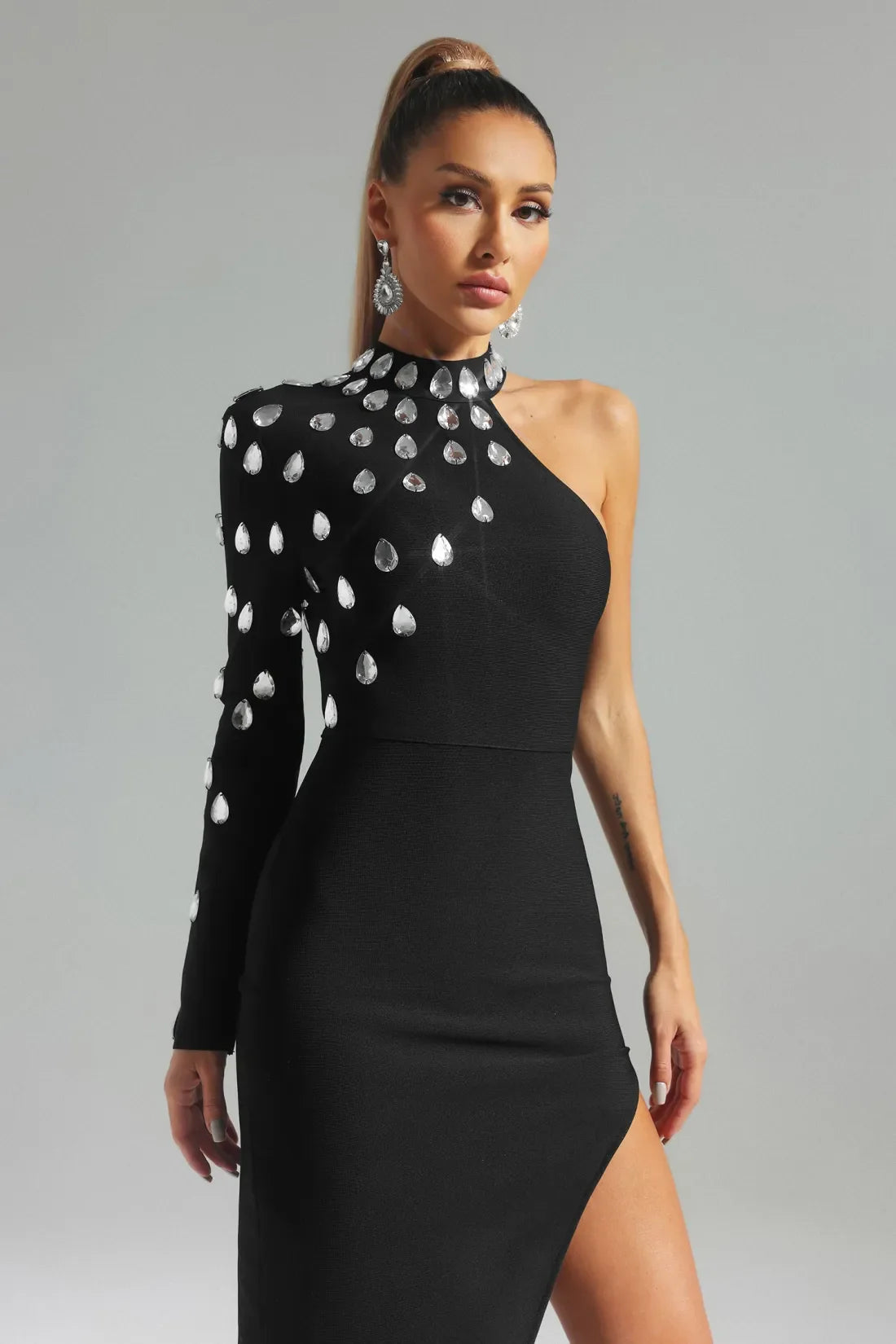 Alyia Slant Shoulder Diamond Bandage Dress