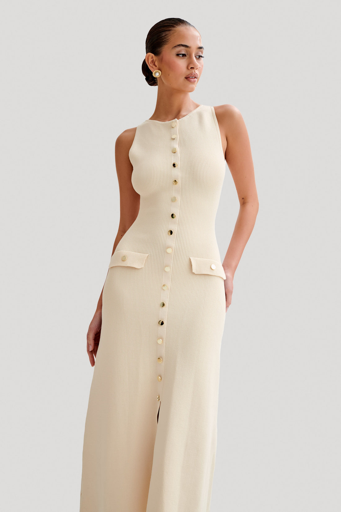 Chic Buttoned Knit Dress