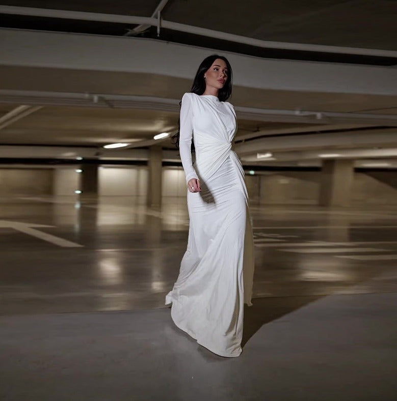 Elegant White Round Neck Pleated Dress