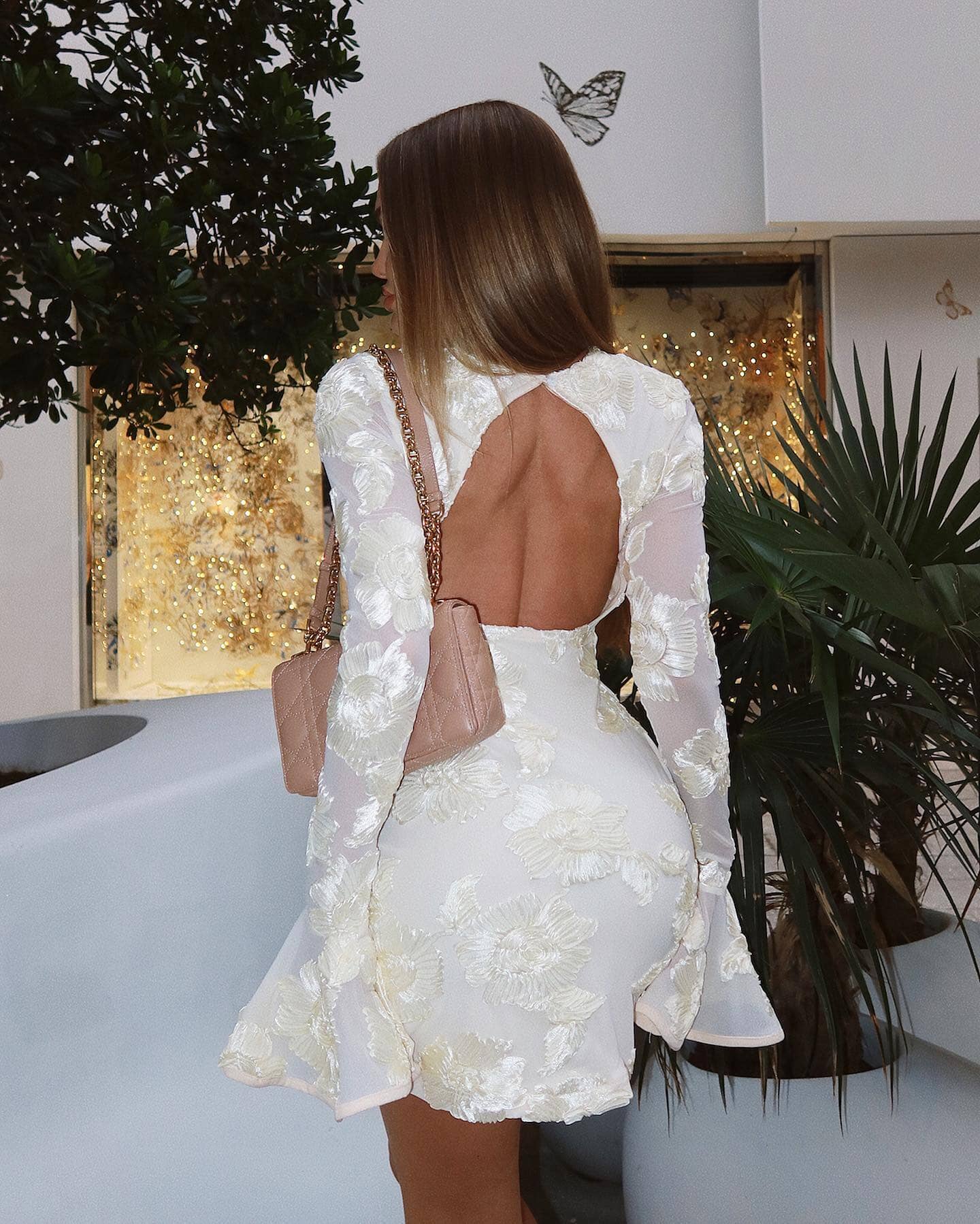 Chic Backless Mini Dress-White