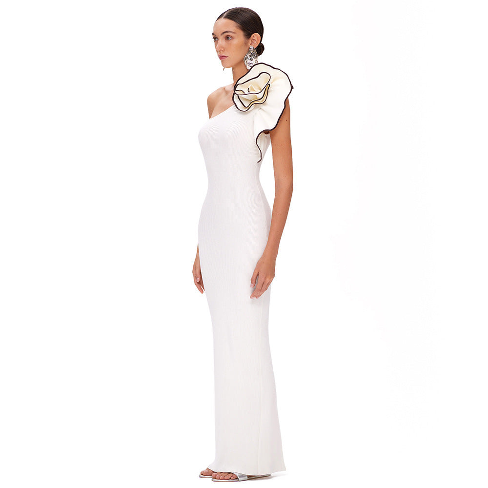 Retha One-shoulder White Flower Black Hook Dress