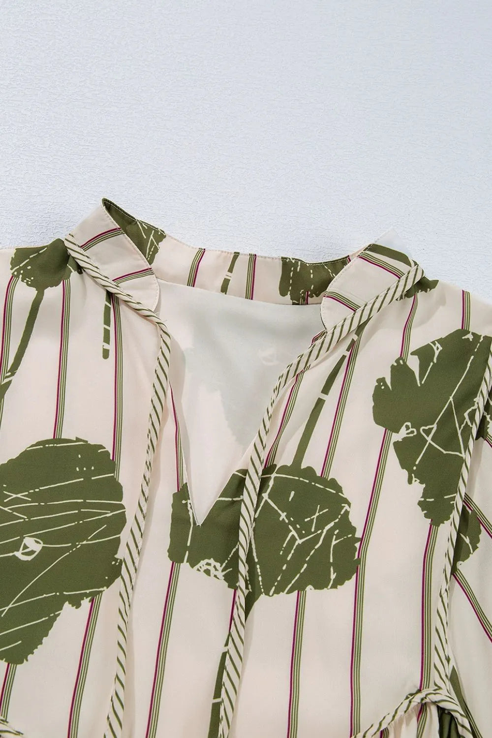 Printed Tie Neck Balloon Sleeve Dress