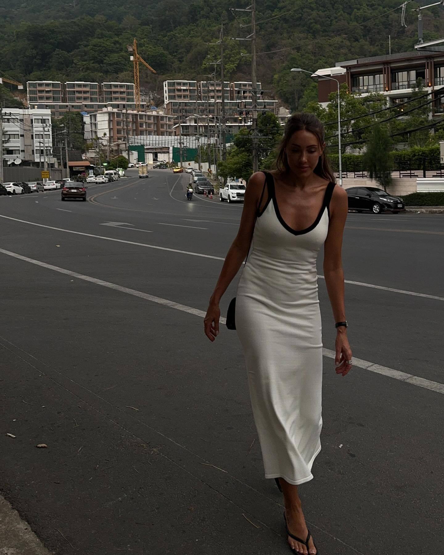 Vacy Knitted Split Dress