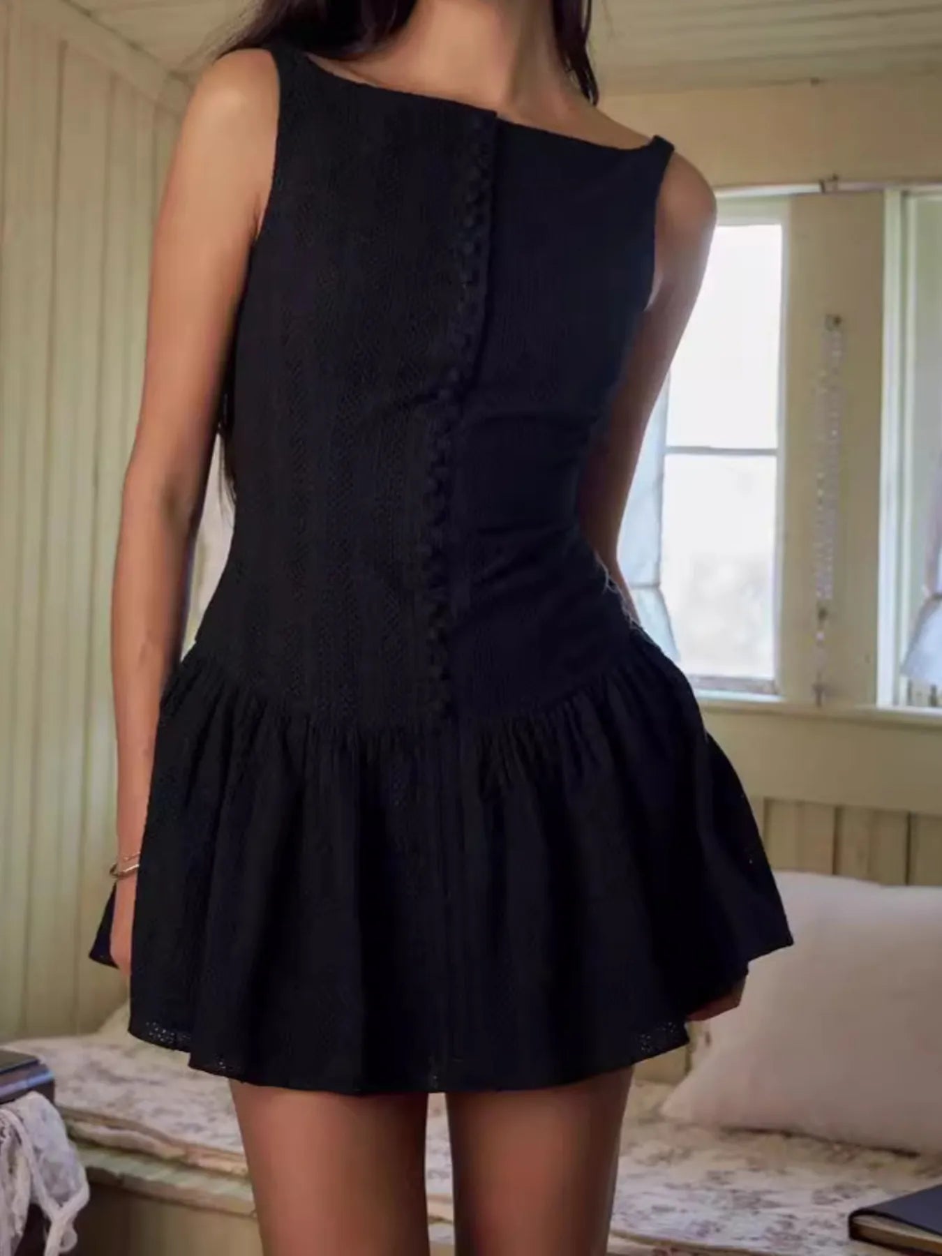 Lace Detail Sleeveless Mini Dress