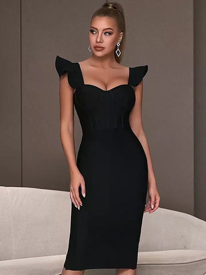 Elegant hip-hugging bandage dress