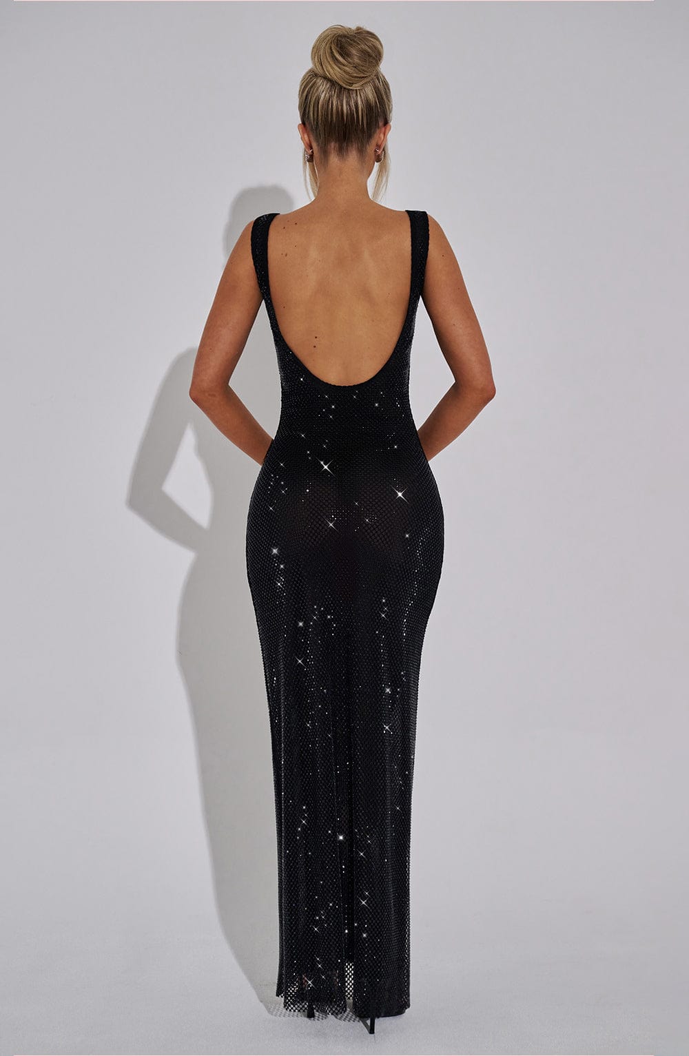 ALLURE SPARKLE MAXI DRESS-BLACK