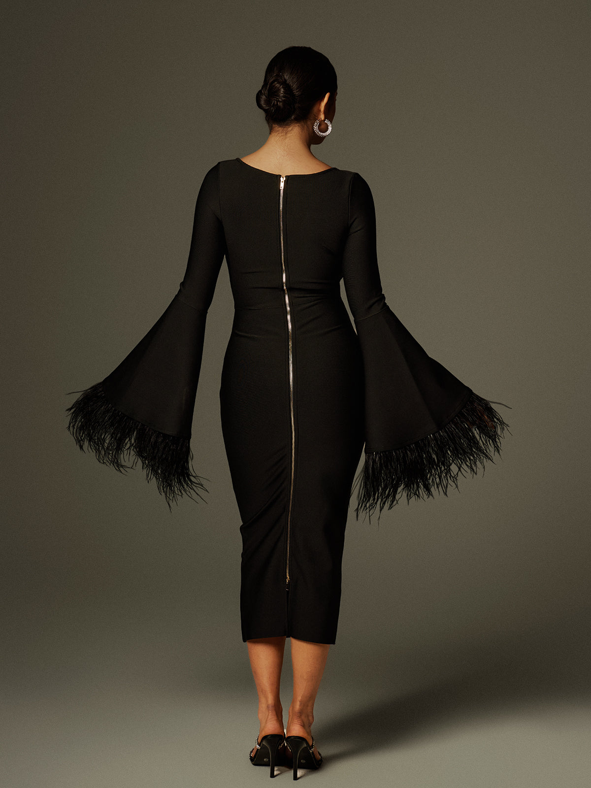 Ailyn Round Neck Feather Bandage Midi Dress