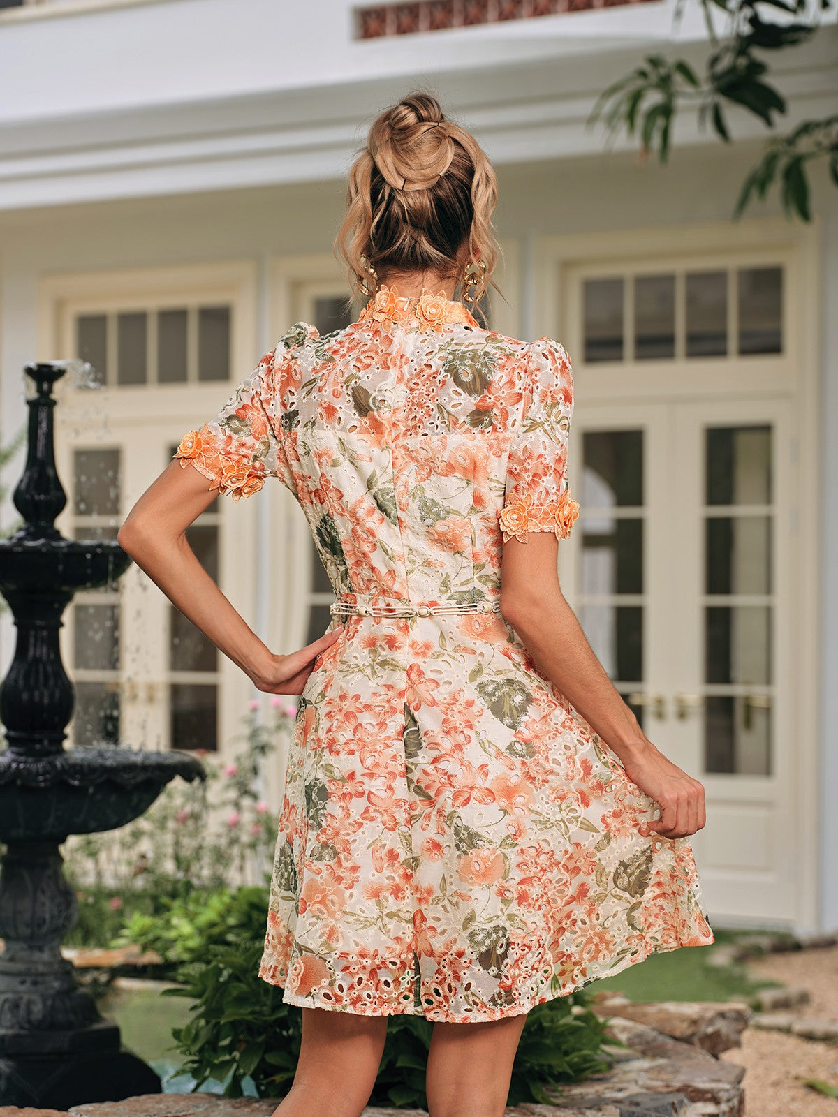 Dorvak Short Sleeve Flower Mini Dress