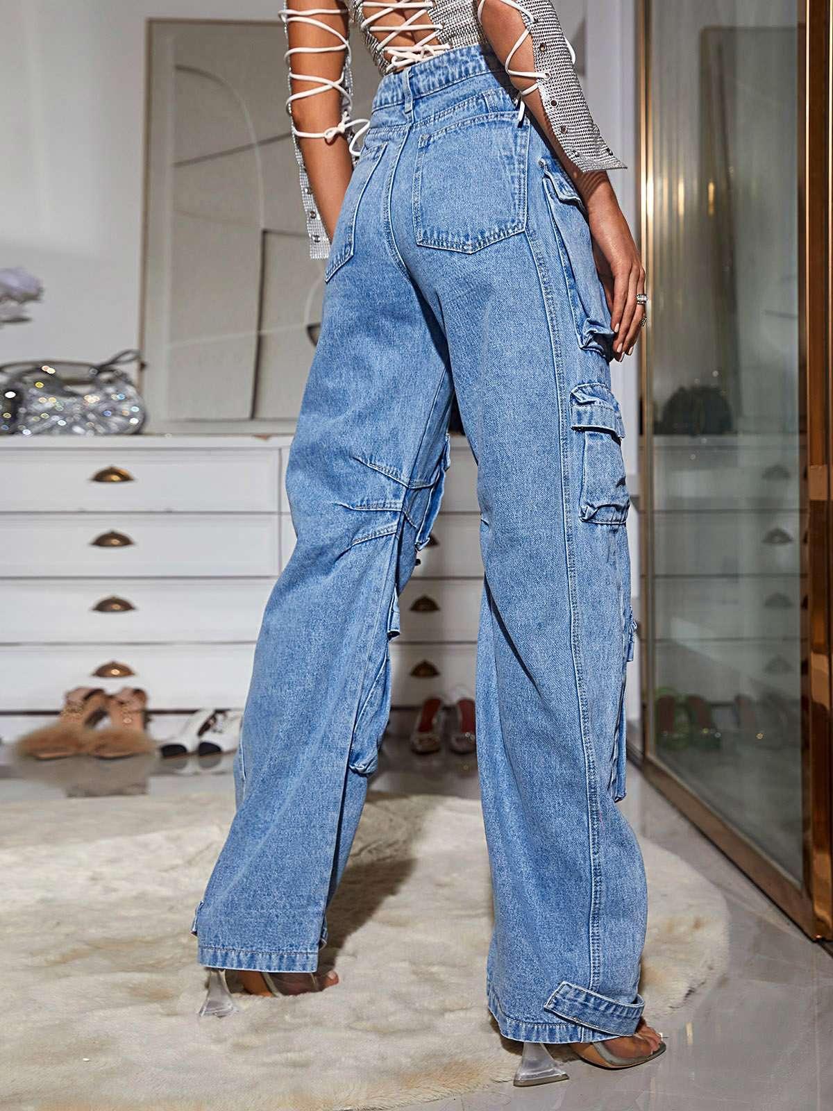 Giulia Denim Pants in Blue showcasing a timeless design with multiple pockets, perfect for any functional wardrobe.