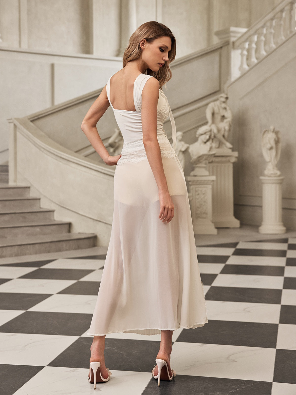 Gryen Lace Pleat Skirt Set