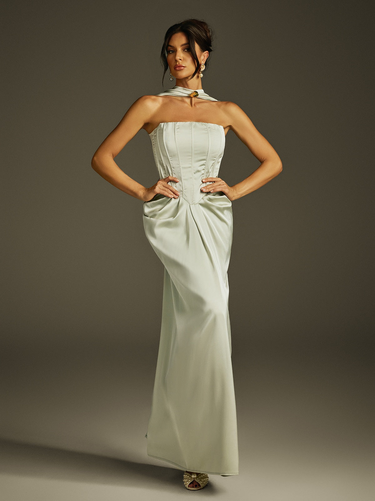Izron Halterneck Ruched Lace Up Maxi Dress