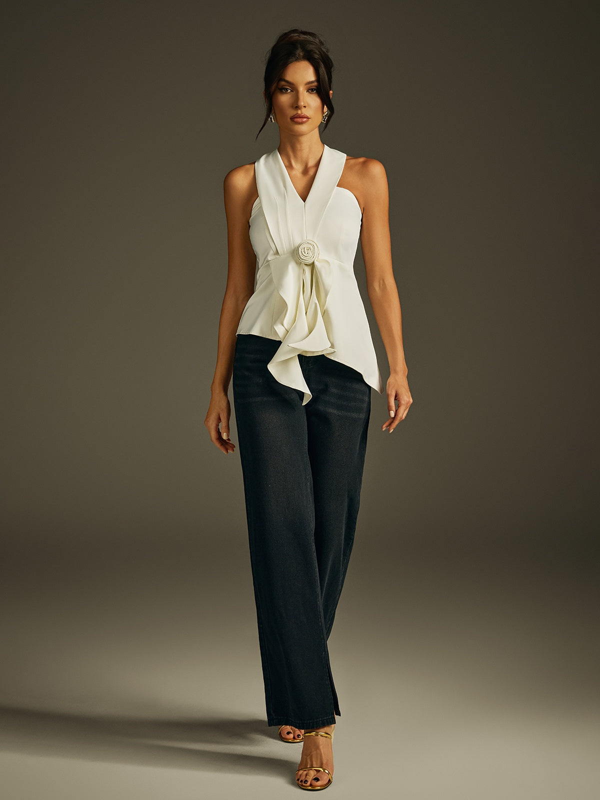 Izzar Halterneck Flower Top