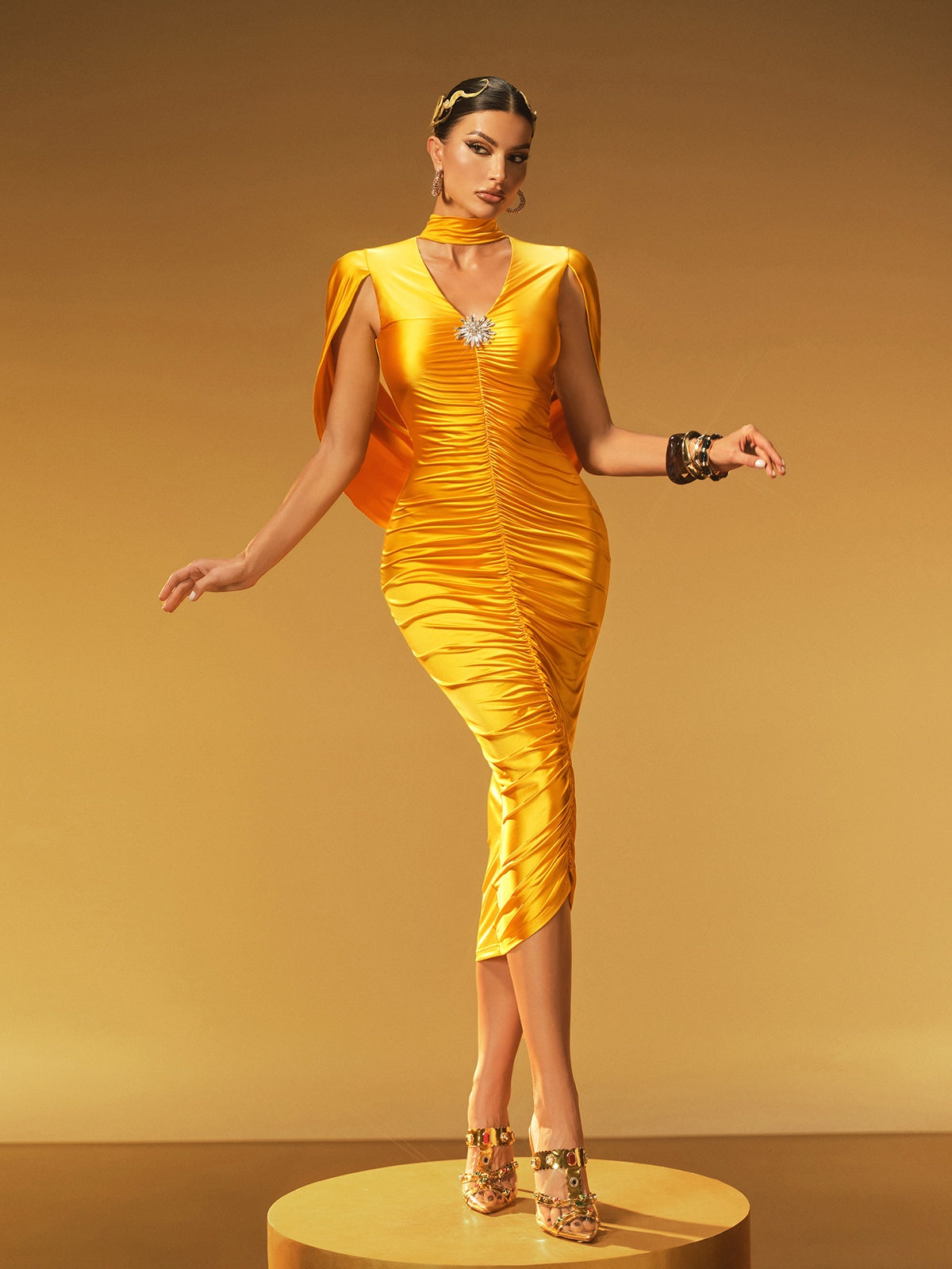 Jexara V Neck Ruched Midi Dress