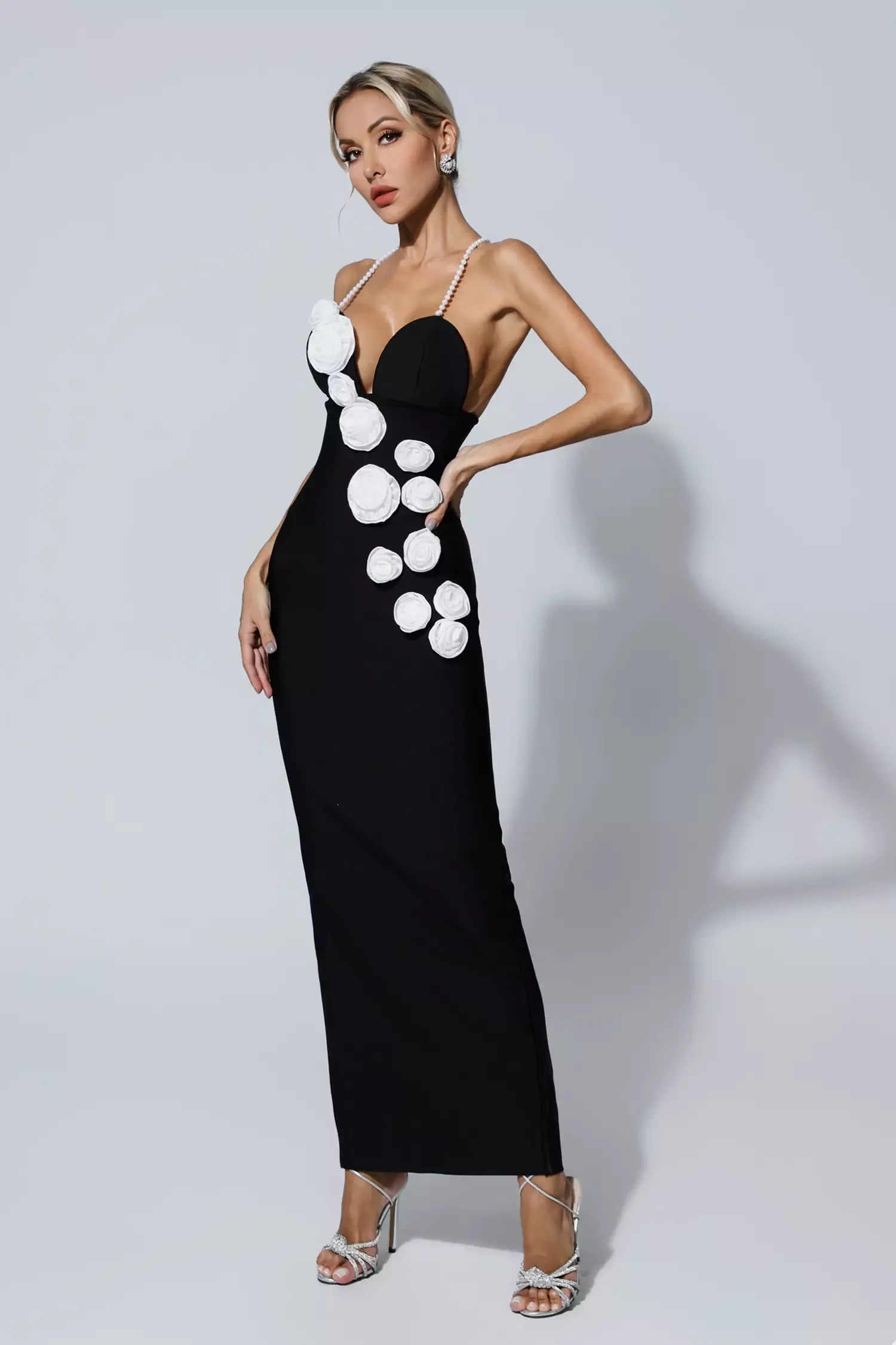 Limited Pearl Flowers Elegant Celeb Dress