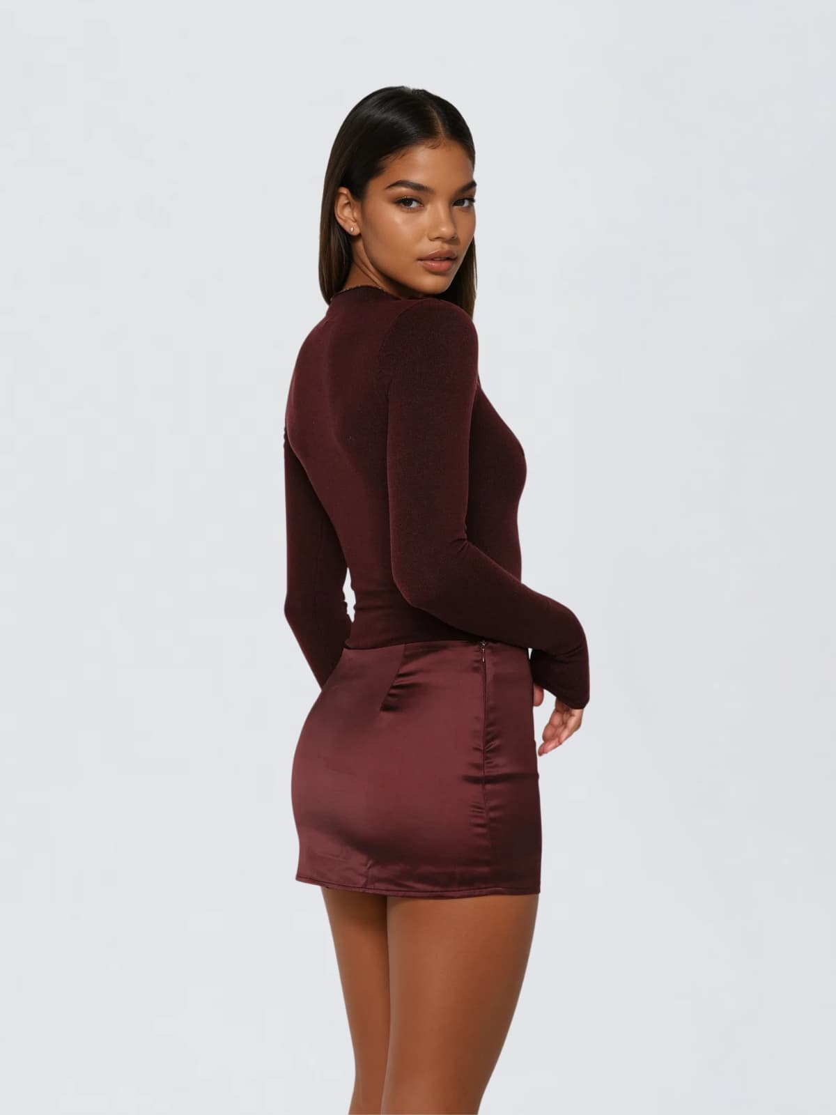 Majora Long Sleeve Mini Dress In Wine
