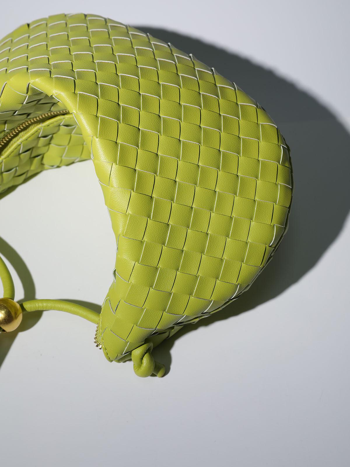 Midge Woven Drawstring Bag In Green