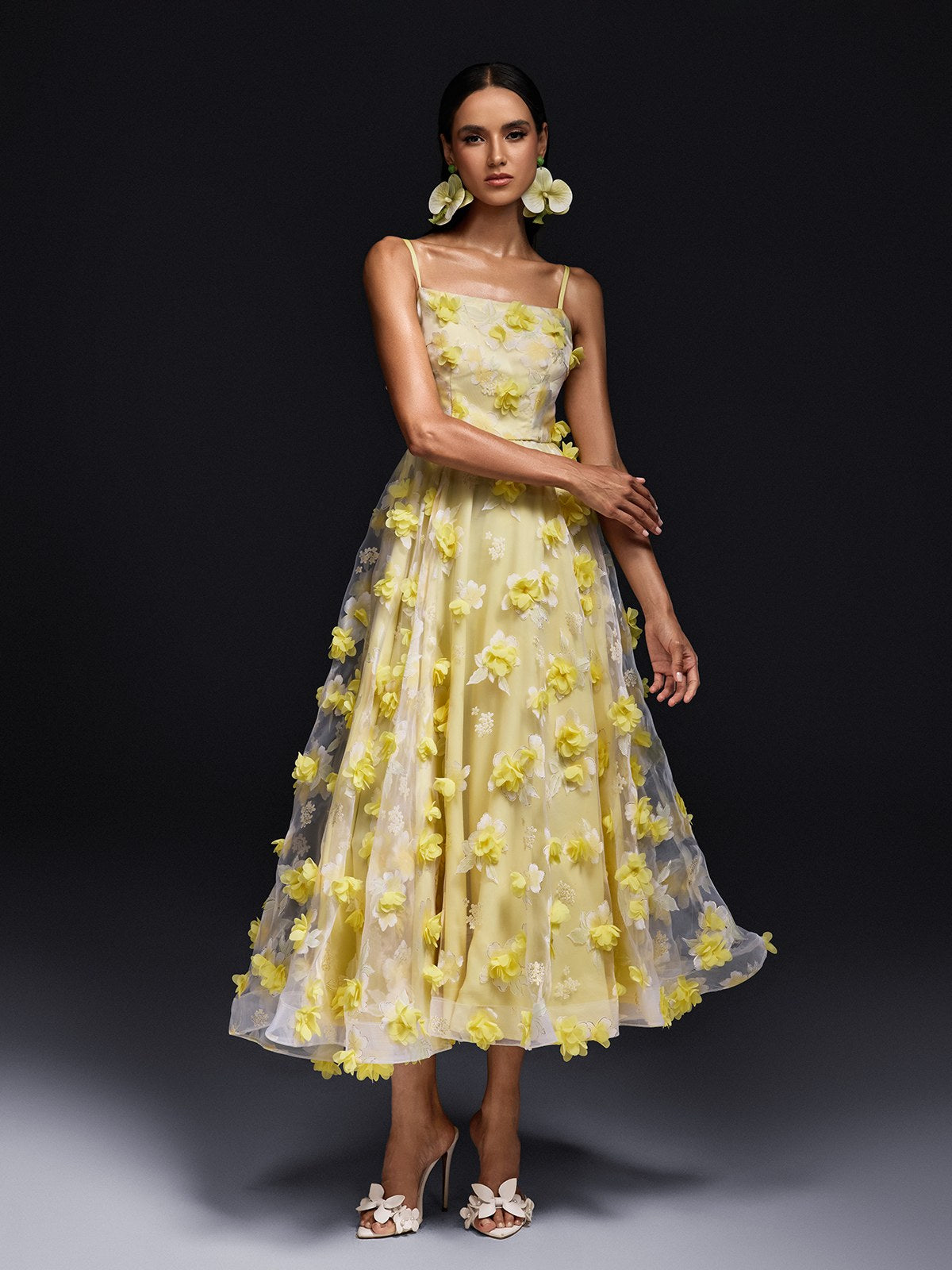 Olathe Spaghetti Flower Midi Dress