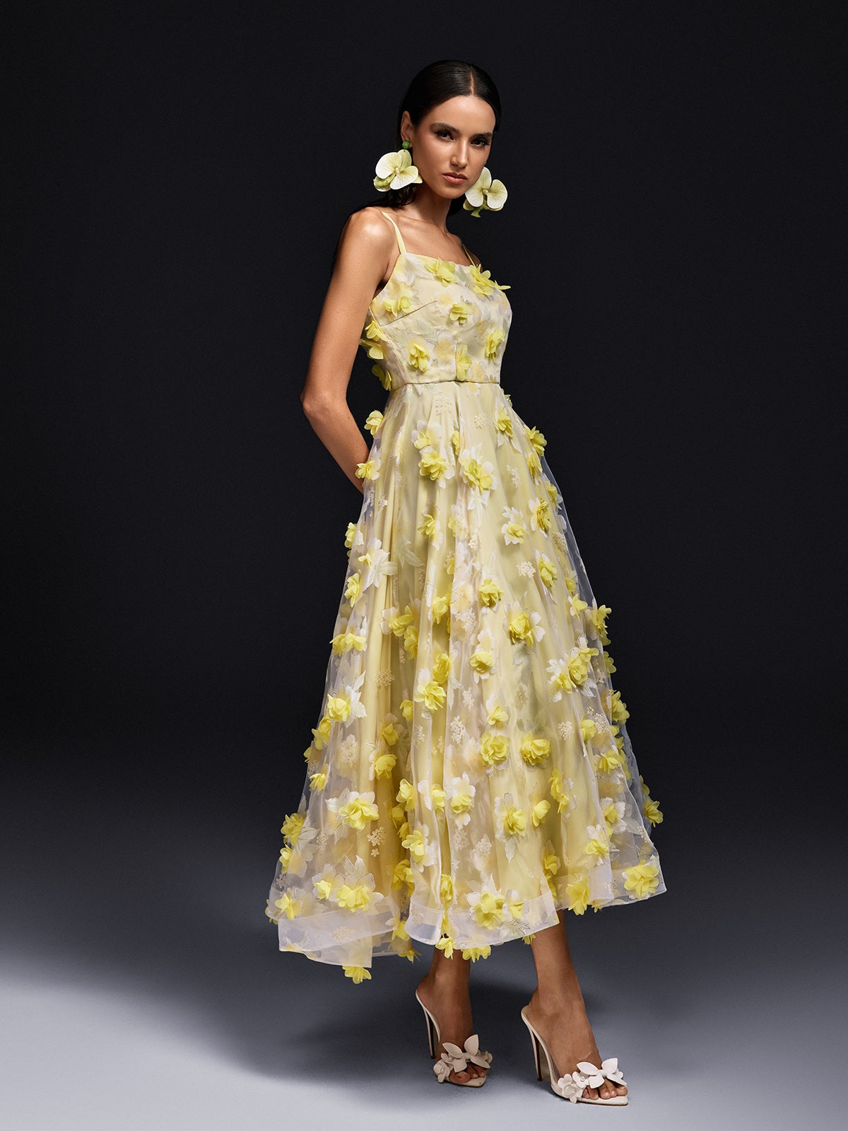 Olathe Spaghetti Flower Midi Dress