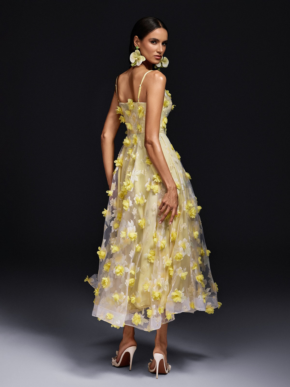 Olathe Spaghetti Flower Midi Dress