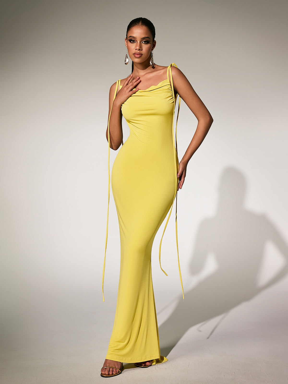 Paratyl Backless Maxi Dress