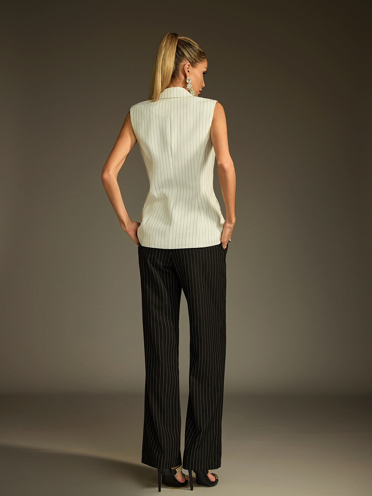 Plthrion Button Up Stripe Blazer