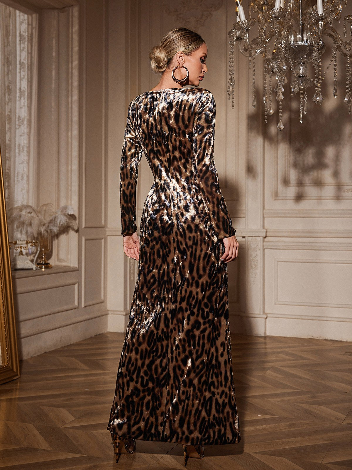 Quelyra Long Sleeve Leopard Maxi Dress