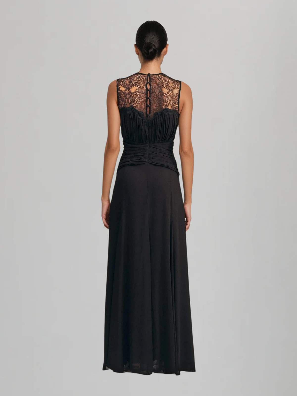 Ryrithia Sleeveless Lace Ruched Maxi Dress