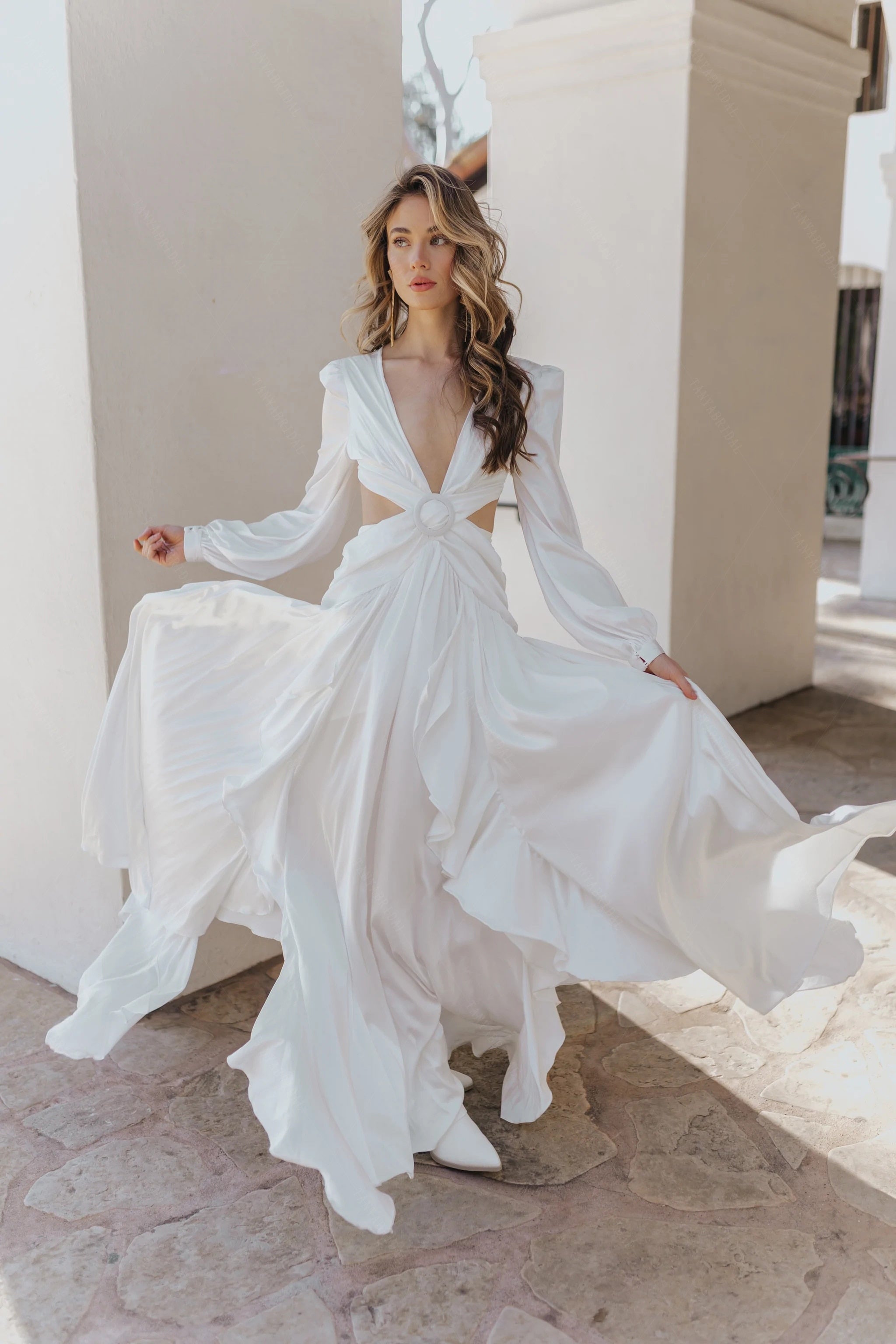 Selly V-Neck Summer Cutout Wedding Dress