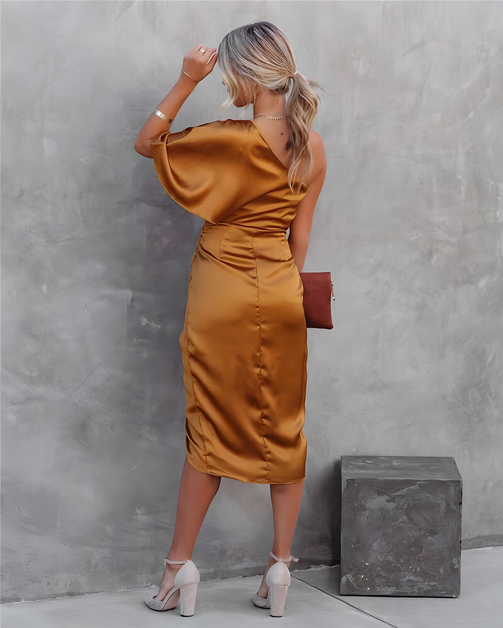 Layla - One-Shoulder Party Dress