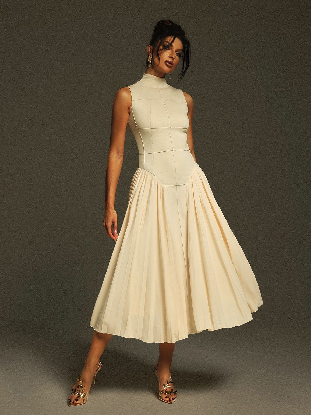 Thota Sleeveless Ruched Midi Dress