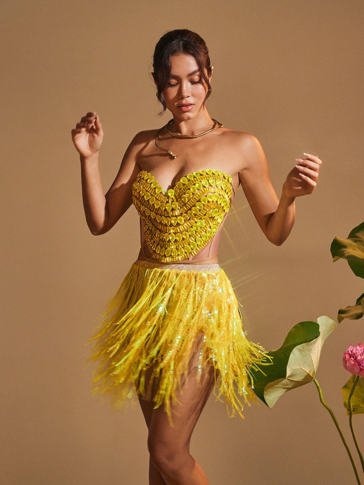 Yvaine Rhinestone Corset Glitter Fringe Skirt Set