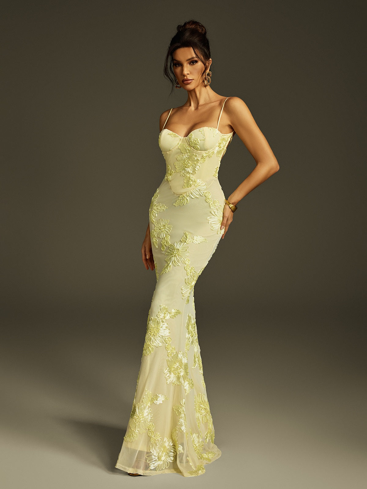 Zryne Spaghetti  Embroidered Flower Maxi Dress