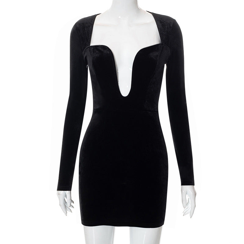 Aerilla Low Cut Long Sleeve Black Dress