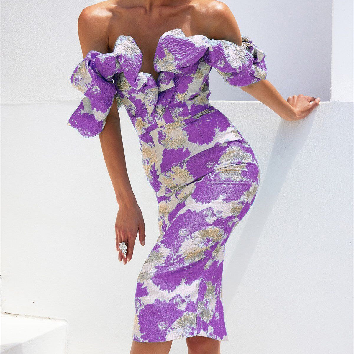 Jacquard V-neck Wedding Strapless Dress