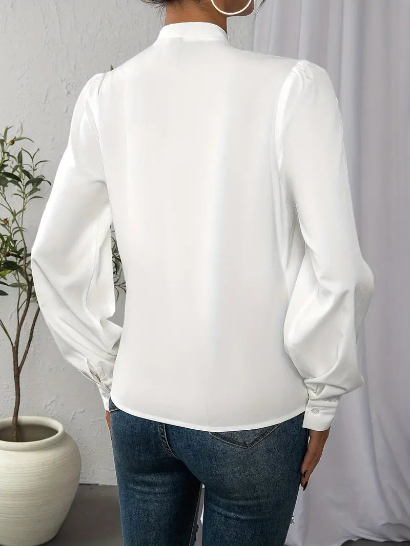 Amalia – Elegant Long-Sleeve Blouse