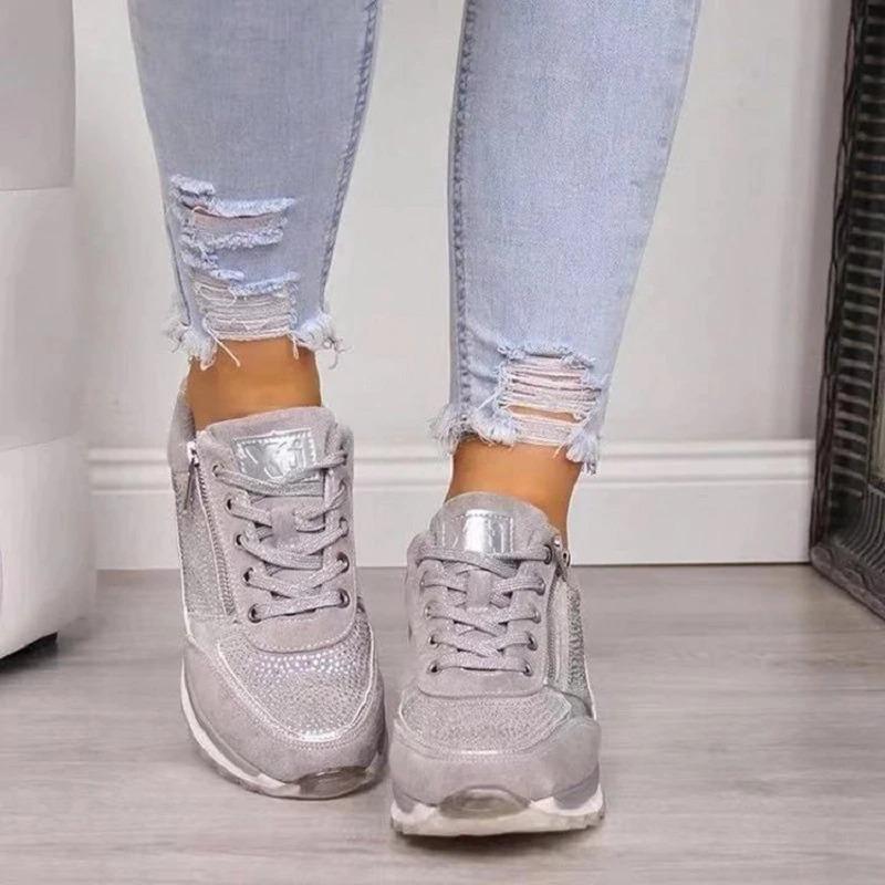 Naomi - Orthopedic Walking Shoes