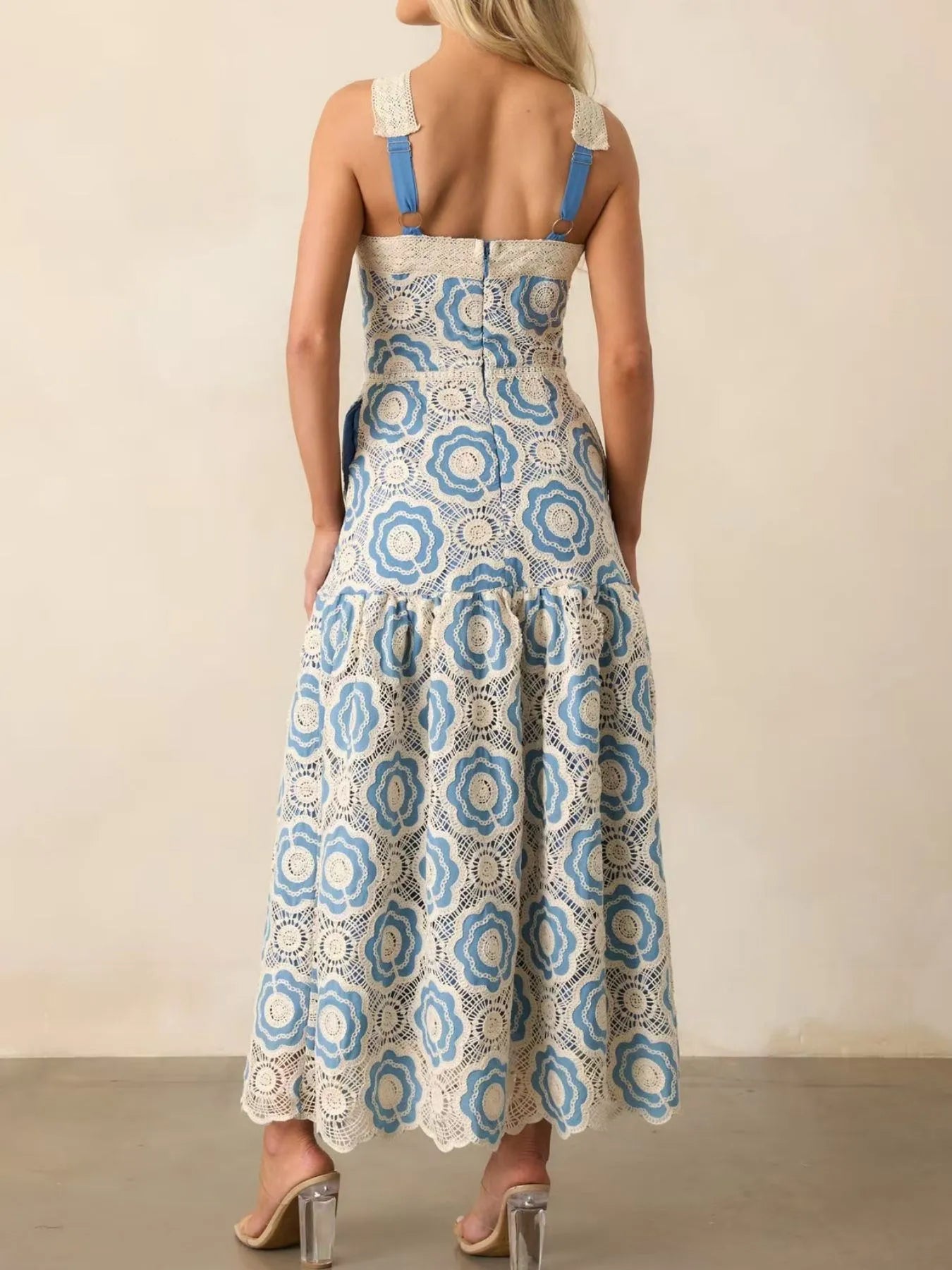 Lace Sleeveless Tiered Midi Dress