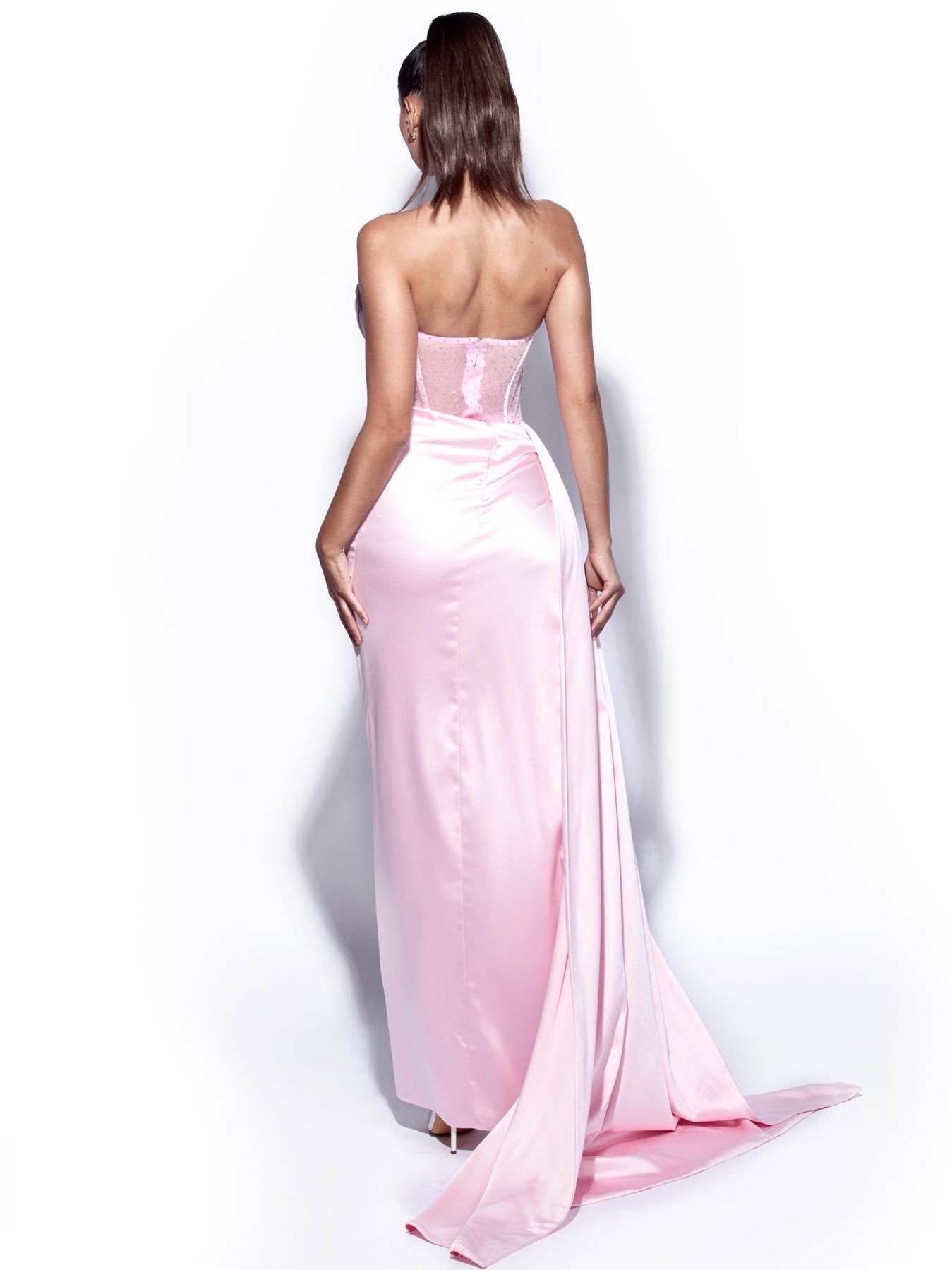 Long Evening Dress With Bra And Diamond Ironing