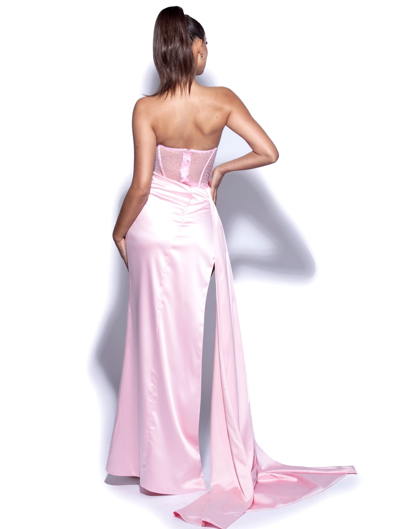 Long Evening Dress With Bra And Diamond Ironing