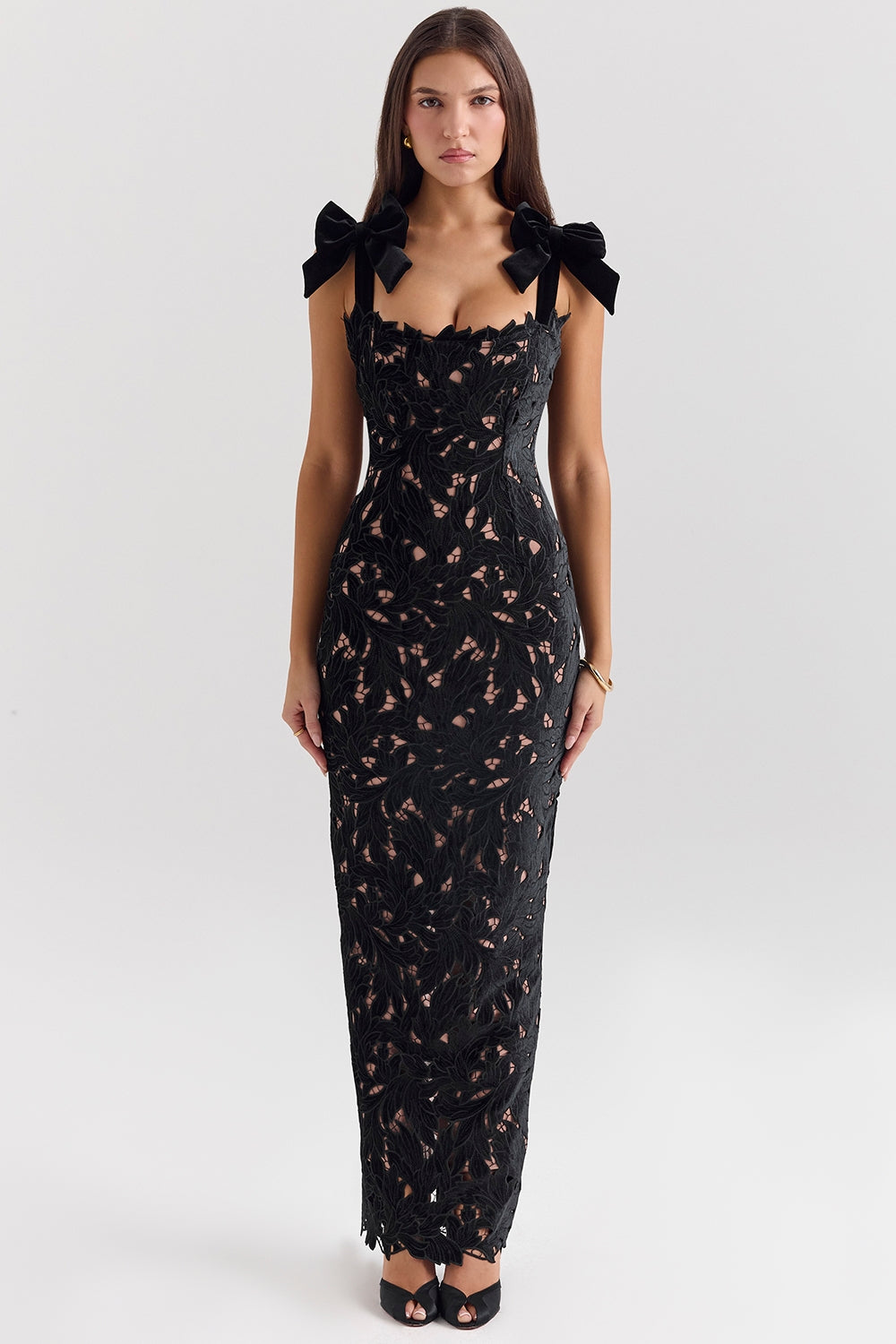 ALERNA ELEGANT MAXI DRESS