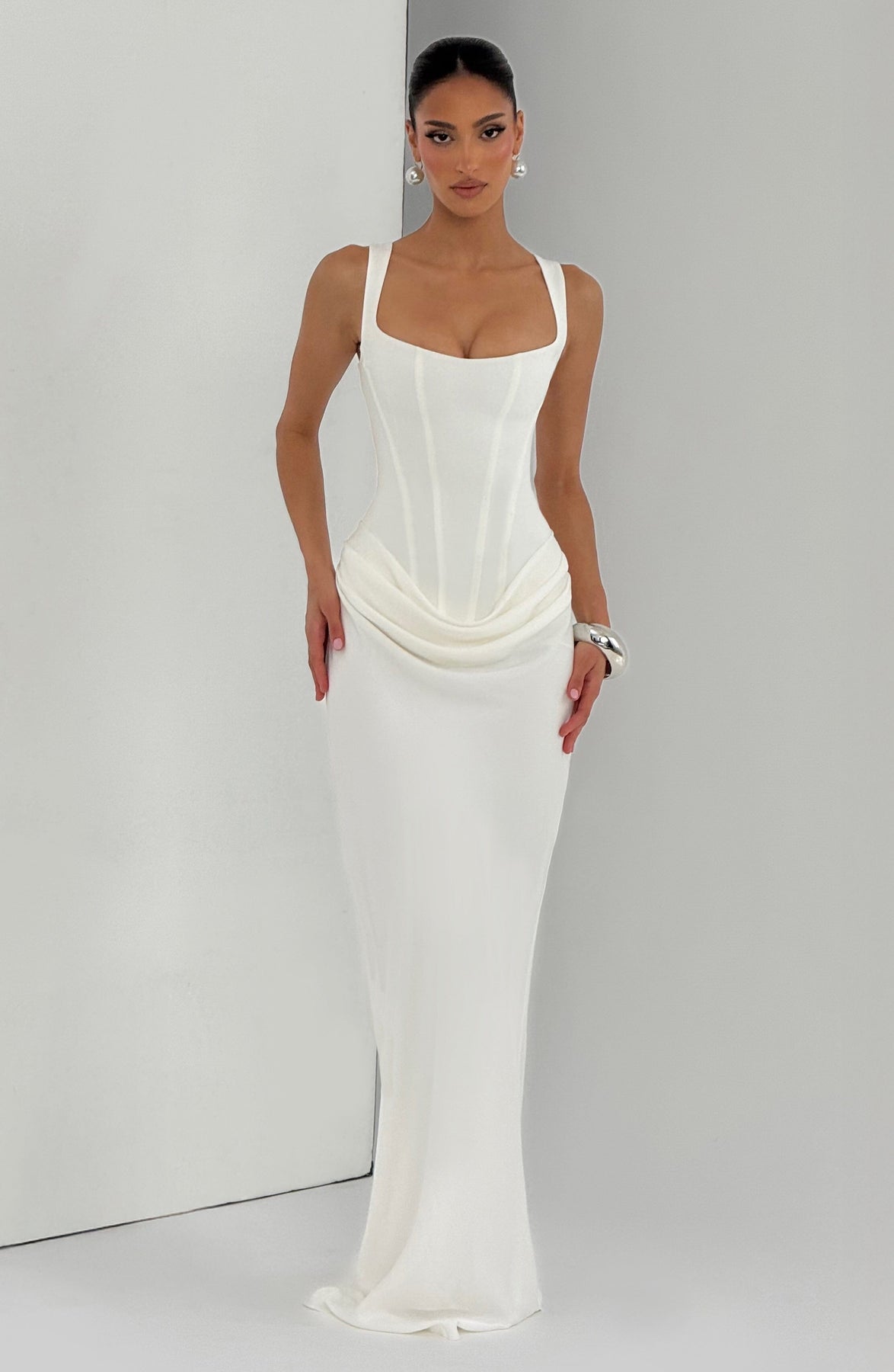Elerna Maxi dress
